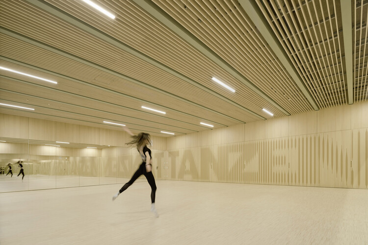 Спортивный зал Wangen / Steimle Architekten - Интерьерная фотография