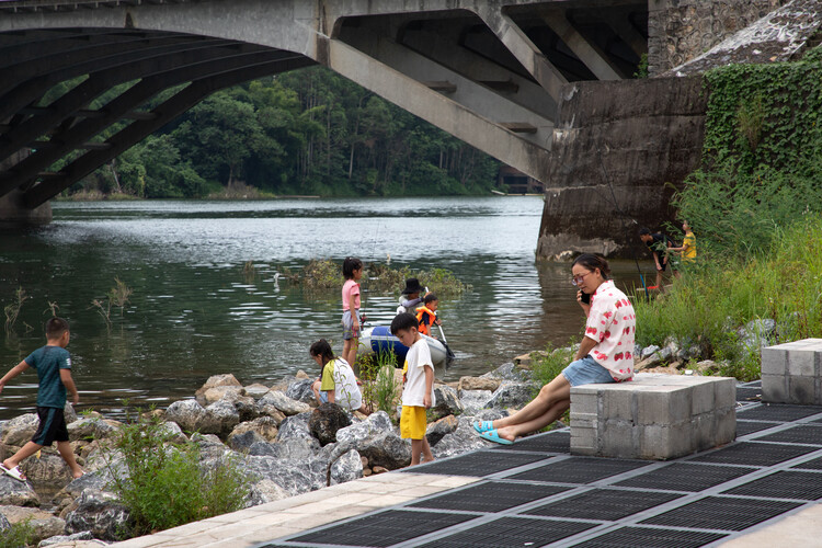 Guitou Town Parkland Park / yxdesigners - внешняя фотография, набережная