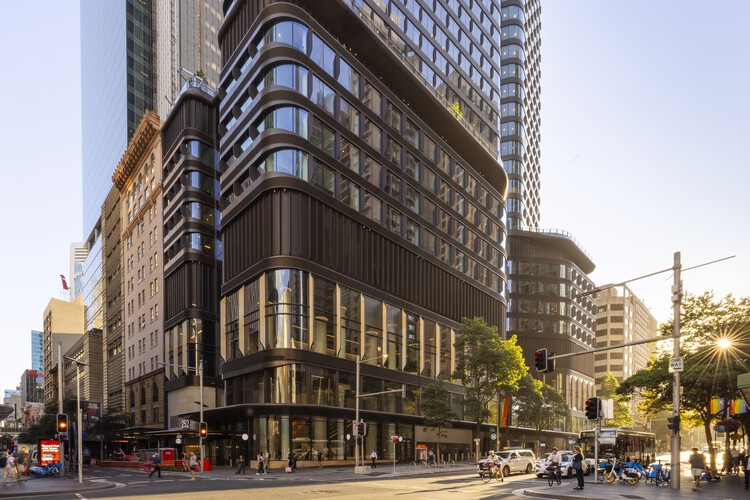 Parkline Place Commercial Tower / Foster + Partners - изображение 6 из 31