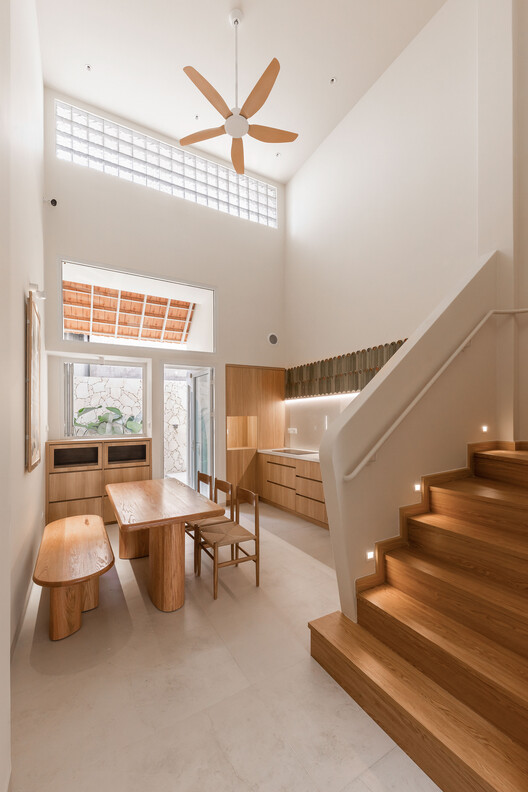Origami House / Da Vàng Studio - изображение 2 из 27