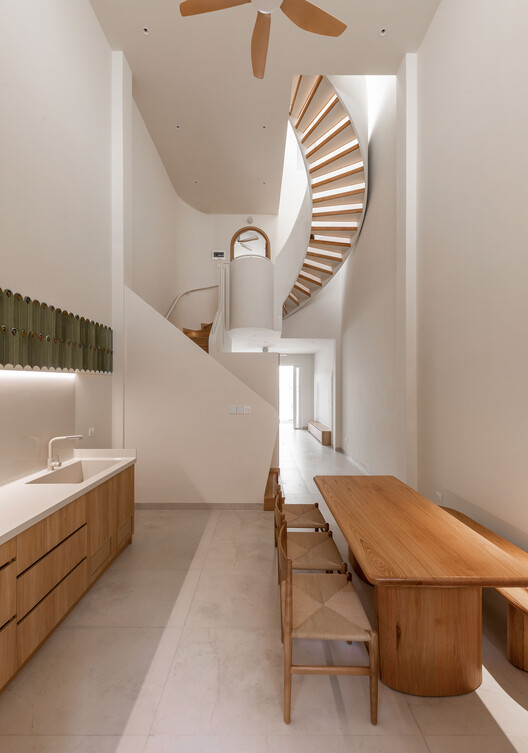 Origami House / Da Vàng Studio - изображение 11 из 27