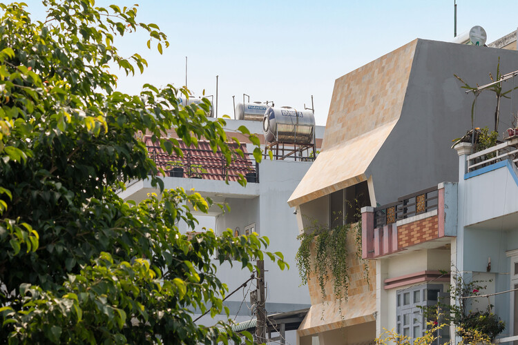 Origami House / Da Vàng Studio - изображение 5 из 27