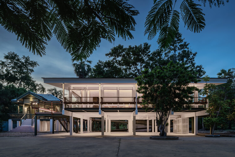 Baan Rom Taan House / if (интегрированное поле) - внешняя фотография, колонка