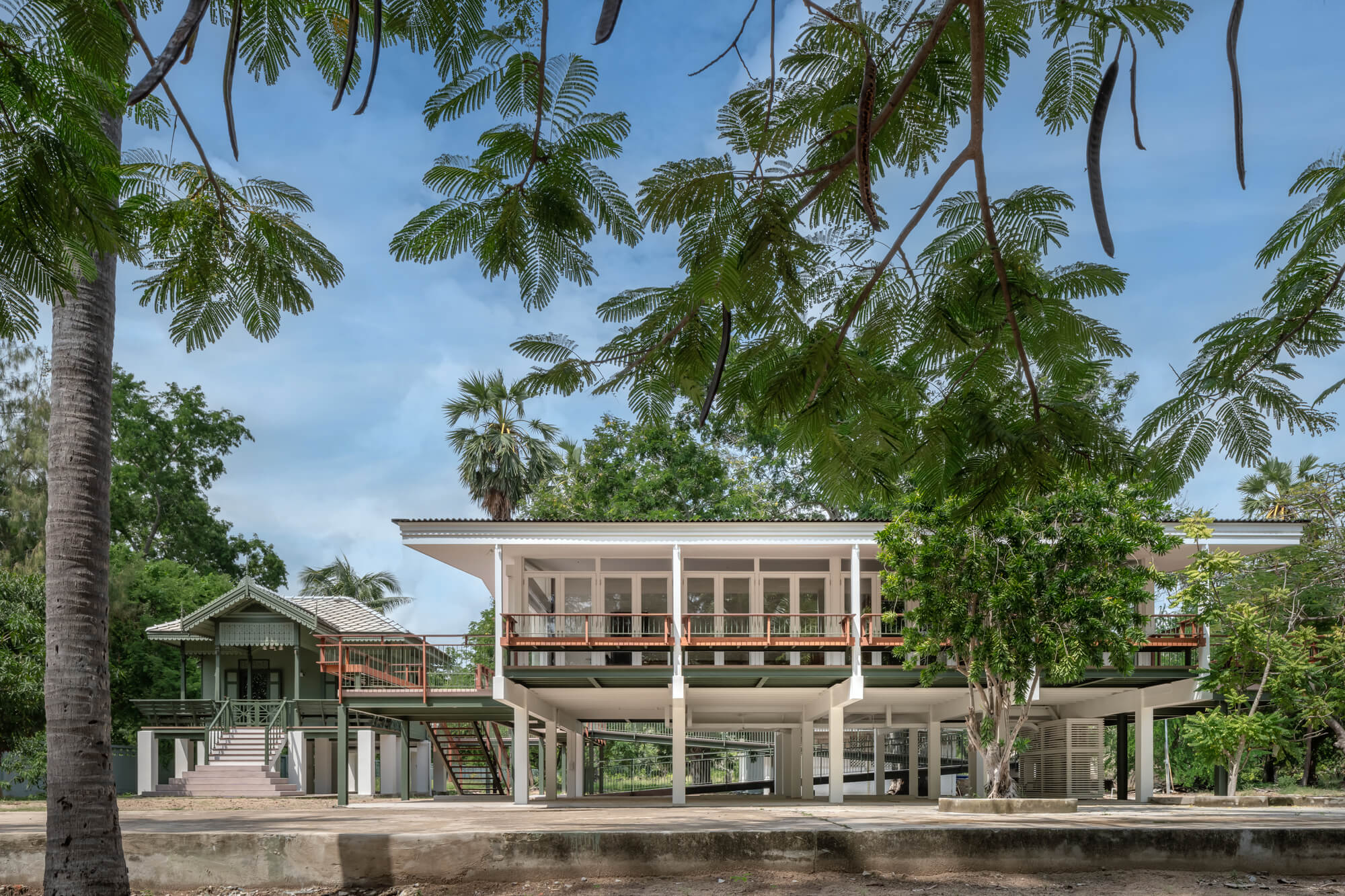 Baan Rom Taan House / if (интегрированное поле)