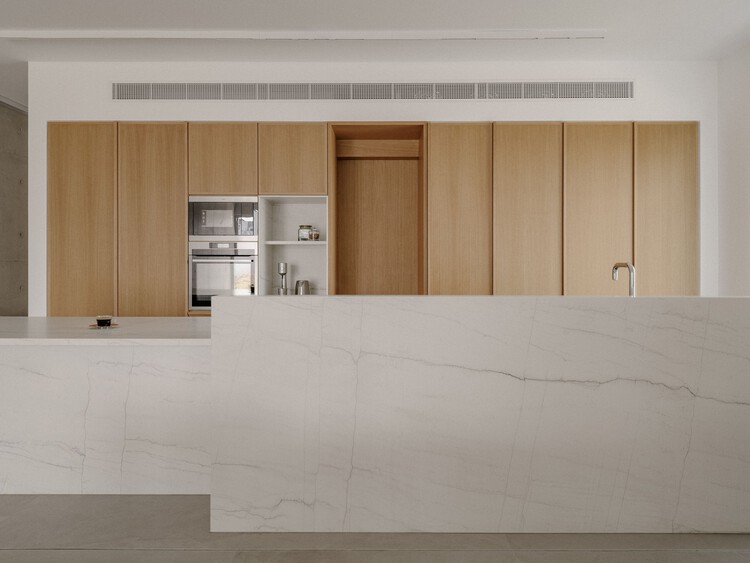 Makries Mires Residence / Anastasiou Misseri - изображение 10 из 29