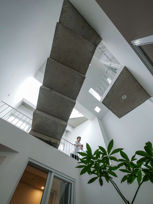 Dala House / Naw Studio - изображение 2 из 27