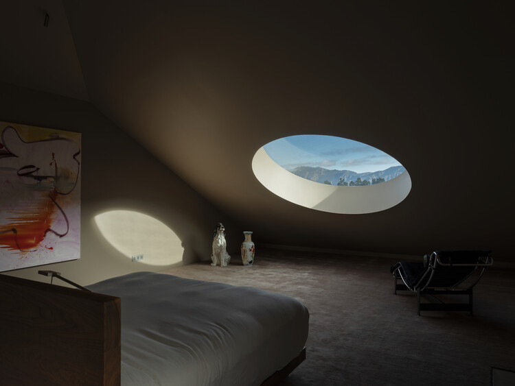 Hopfield House / Keshaw McArthur - Интерьерная фотография, спальня, освещение