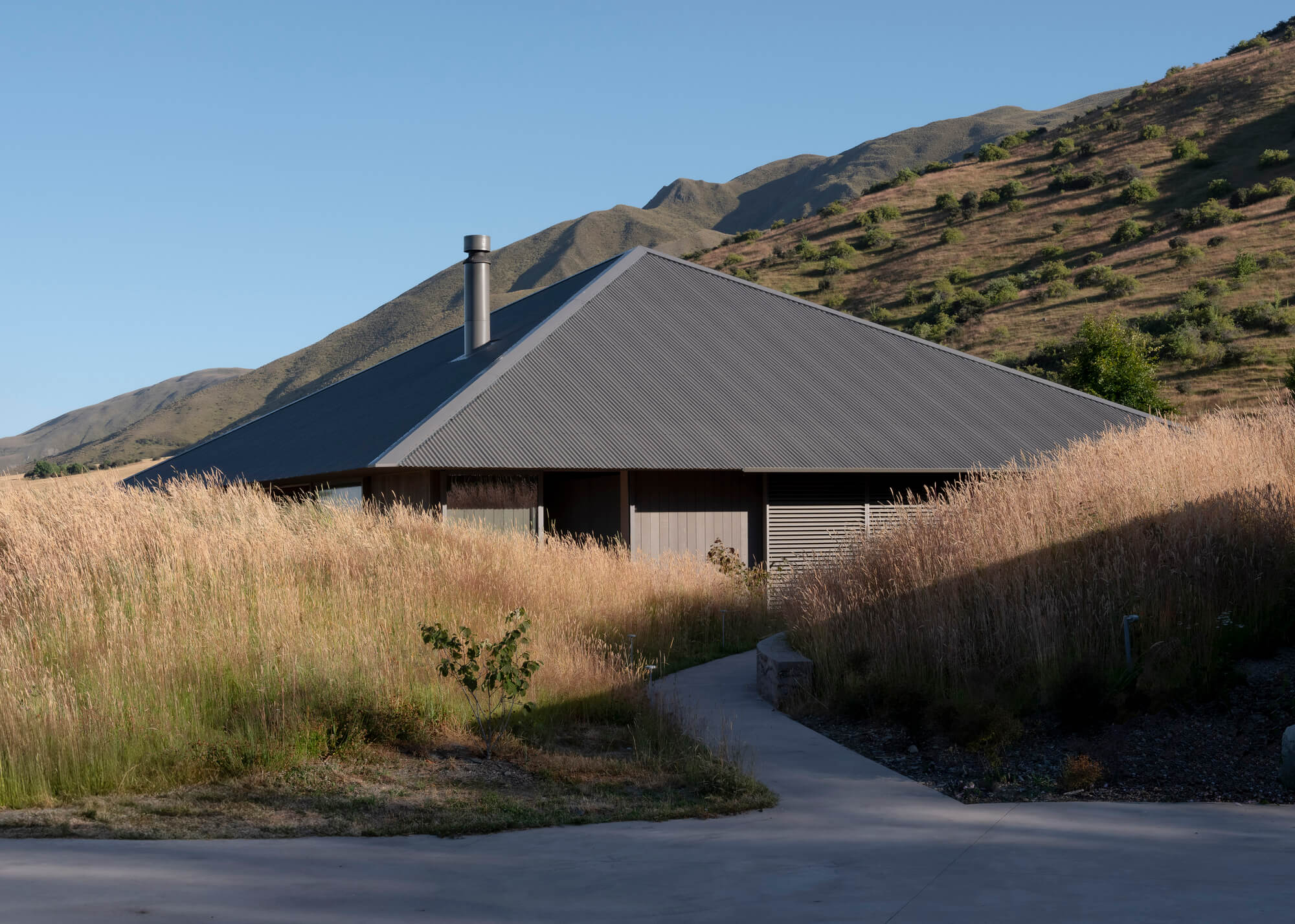 Openfield House / Keshaw McArthur