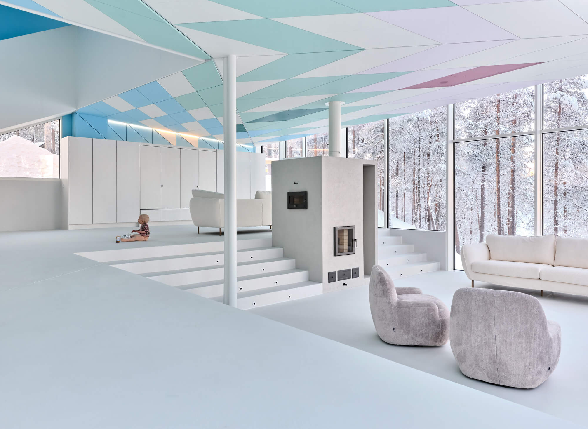 Cliffhanger Riverside Villa / Pirinen Salo Oy