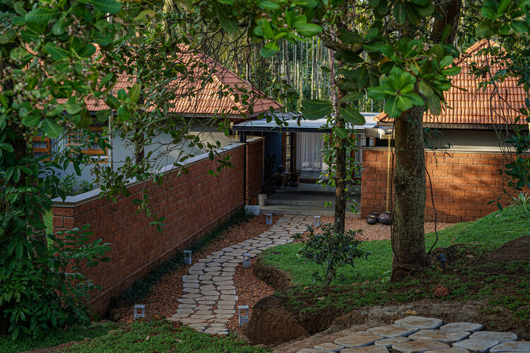 Malhar Weekend Home / Dearth Architects - изображение 7 из 29