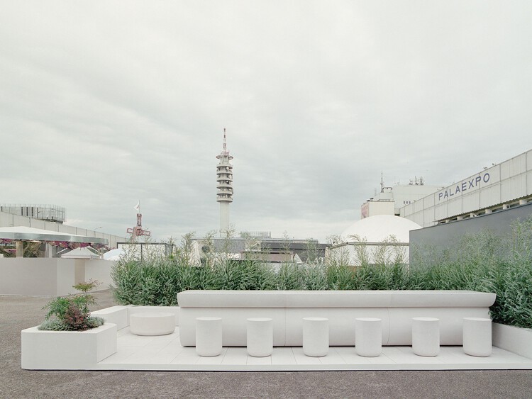 Установка бара Сан -Мишель / Тревела Уильямс - Внешняя фотография, бетон