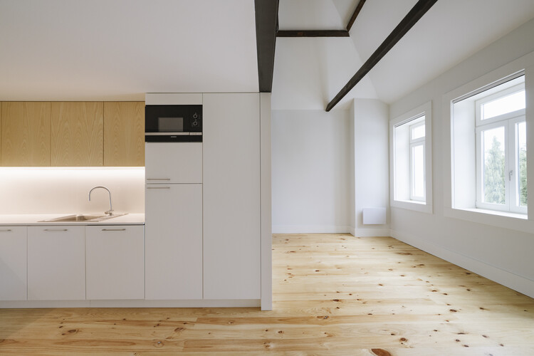 Жилое здание Marlim Costa Cabral / Atelier D'Arquitectura Lopes Da Costa - изображение 34 из 41