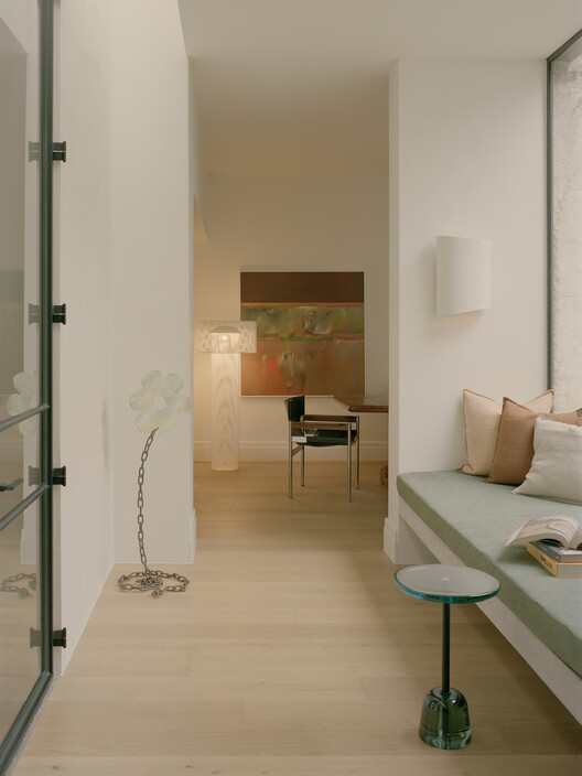 Kesterson House / Bunston - Интерьерная фотография, дерево, освещение, стул