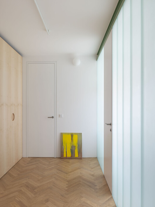 Квартира Z / Grau Architects - Интерьерная фотография, дерево, дверь