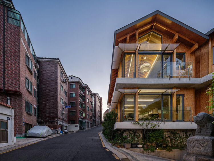 Архитектурная студия в Wonso -Dong / See Architects - Экстерьерная фотография, балкон