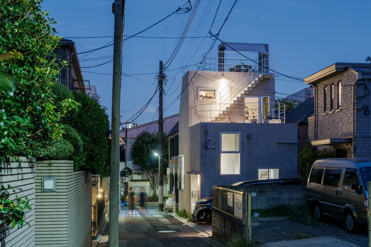 Nakano House / Suzuko Yamada Architects - Внешняя фотография, лестница, балкон