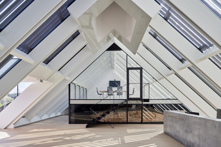 Boksto Skveras Mixed -Use Center / Studio Seilern Architects - изображение 5 из 33