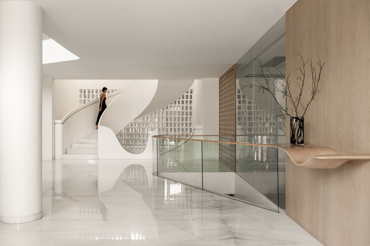 Девять X Nine House / Sanjay Puri Architects - изображение 19 из 24