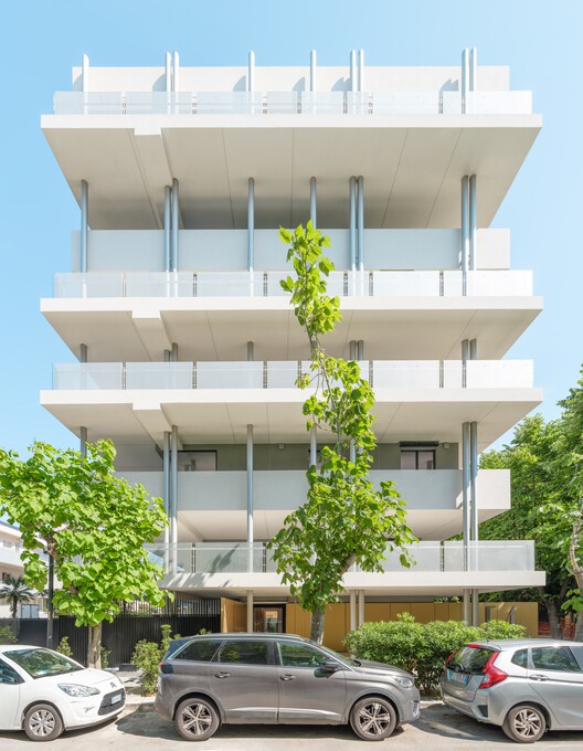 De Amicis 154 Residencial Building / Giovanni Vaccarini Architetti - Интерьерная фотография, балкон