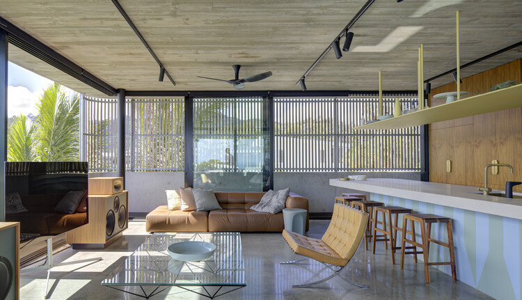 Airlie Beach House / Glyde Bautovich - изображение 3 из 49