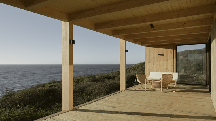 CR House / Lote Arquitectura + Игнасио Феррейра - изображение 4 из 36