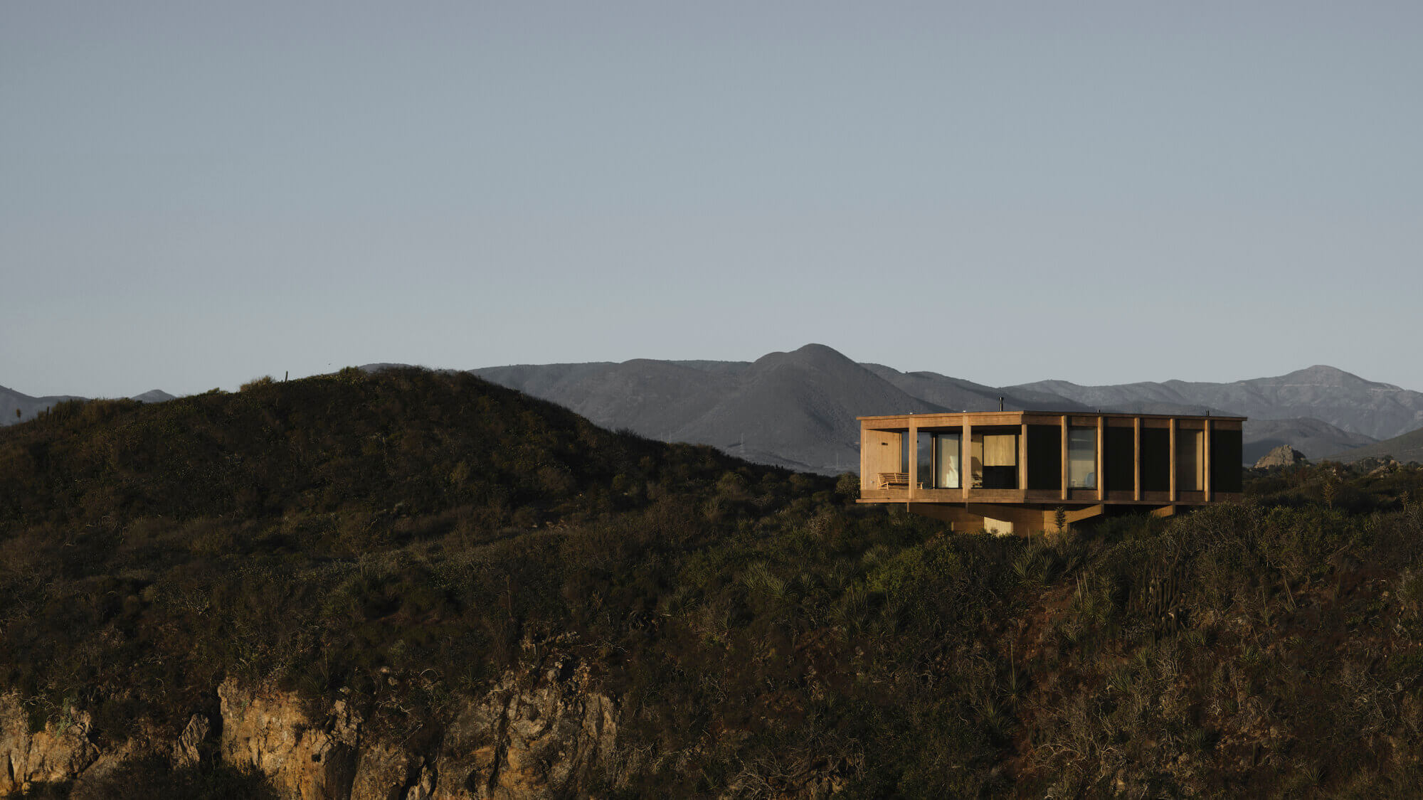 CR House / Lote Arquitectura + Игнасио Феррейра