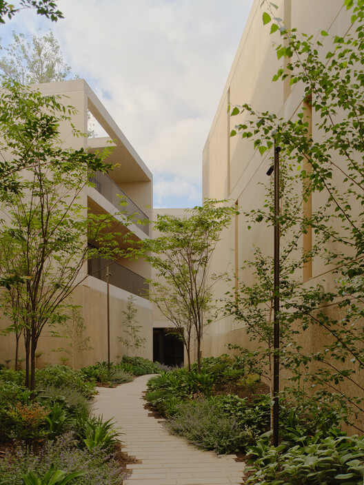 Como Terrace Residence / Carr - изображение 5 из 41