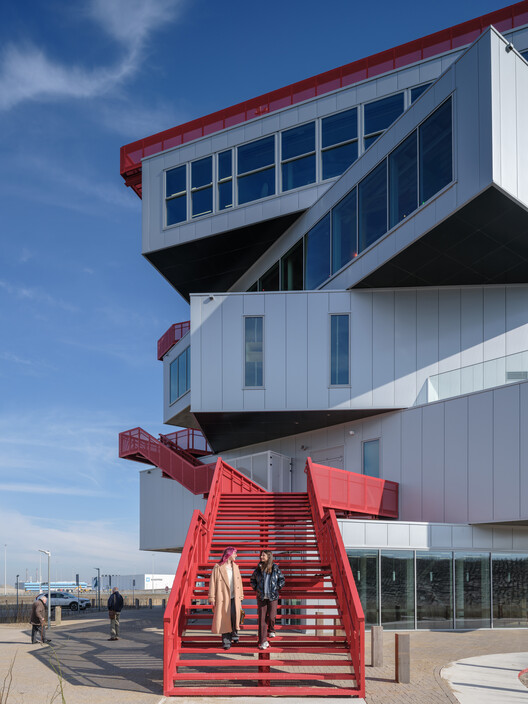 Посетители и выставочный центр Portlantis / MVRDV - Внешняя фотография