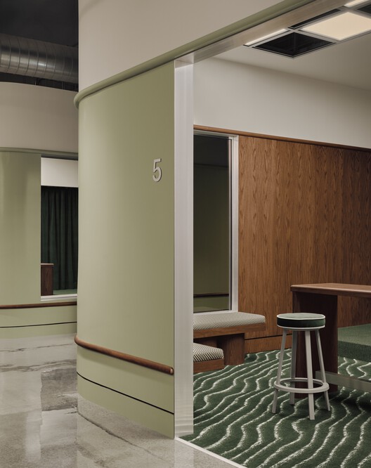 Muni Indoor Golf Club / Ivy Studio - изображение 15 из 22