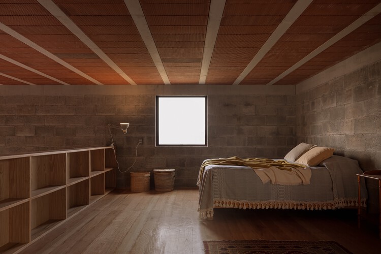 Nogal House / Escobedo Soliz - изображение 5 из 33