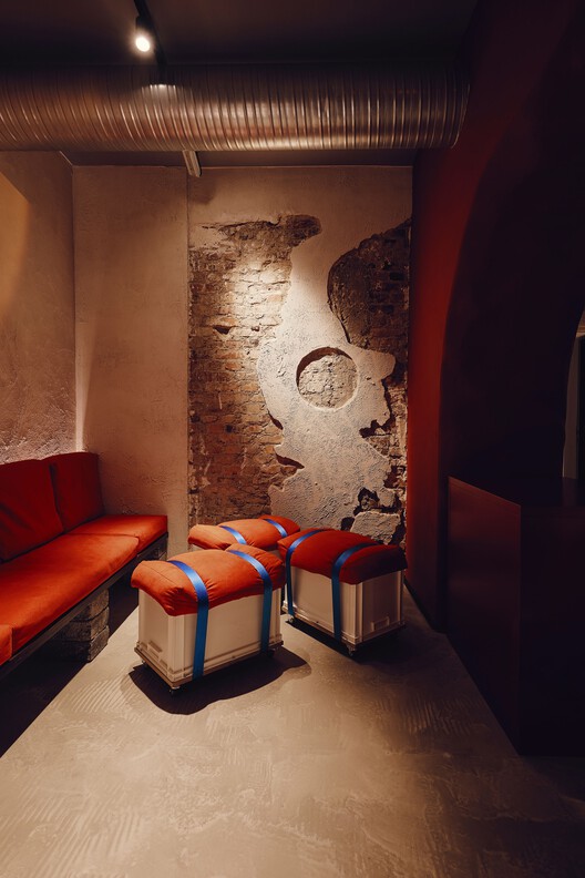 Ресторан Funky Ramen / Kidz Studio - Интерьерная фотография, стул