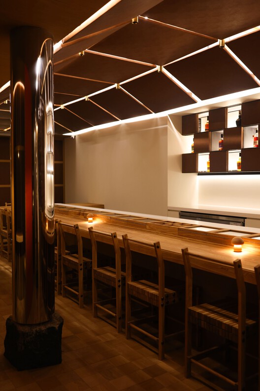 Gach Coffee Shop / Gizi Associates - Интерьерная фотография, дерево, освещение