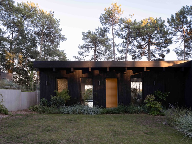 H House / Margot Aurensan Architecte - внешняя фотография, древесина, бетон