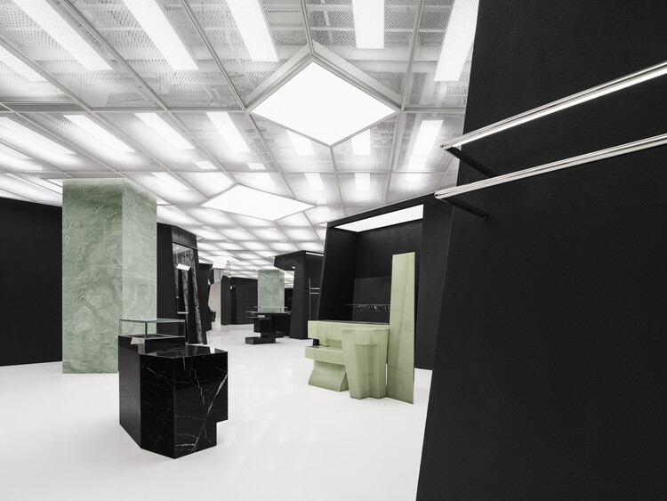 Coscia Guangzhou Concept Store / All Design Studio - Image 8 из 37