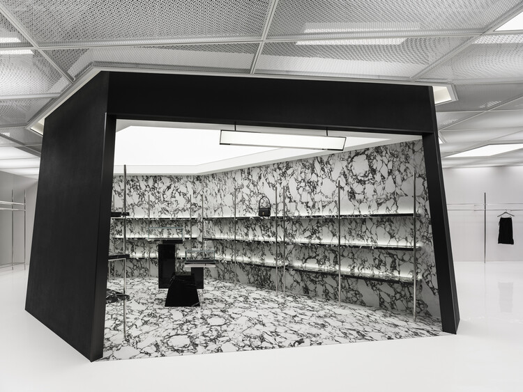 Coscia Guangzhou Concept Store / All Design Studio - Image 4 из 37