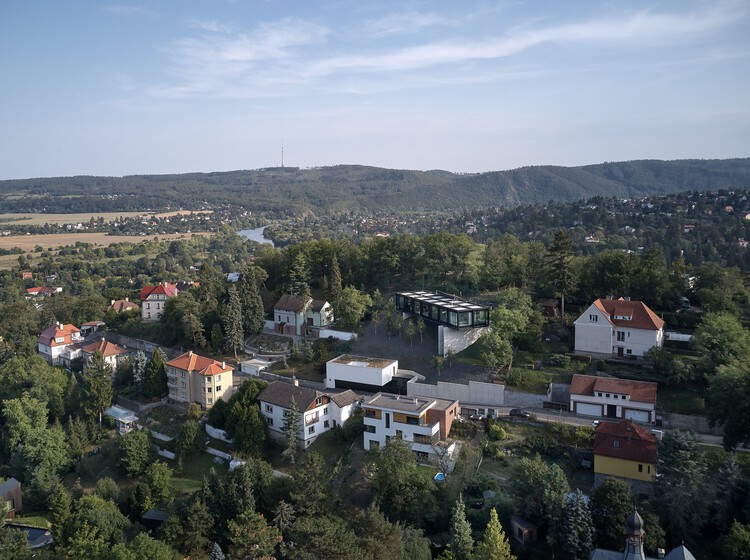 Villa Sidonius / Stempel & Tesar Architekti - Внешняя фотография, вид с аэрофотоснимком