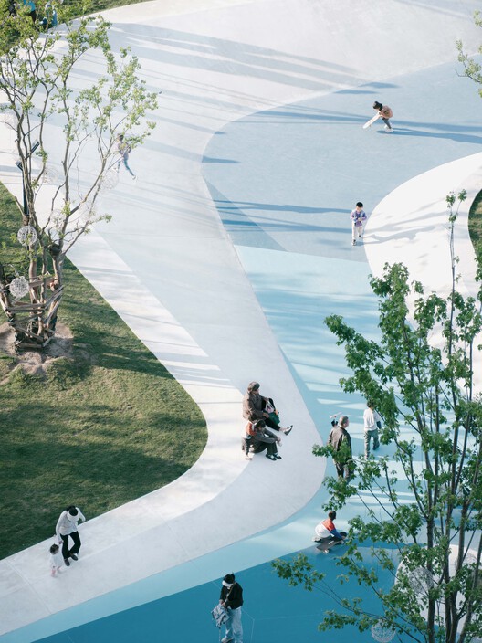 Huachiao Vibrant Sports Park / Soba - Внешняя фотография
