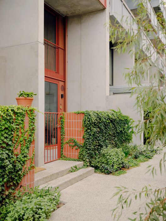 Nightingale Village Lewlfield / Kennedy Nolan Architects - Extery Photography, Balcony