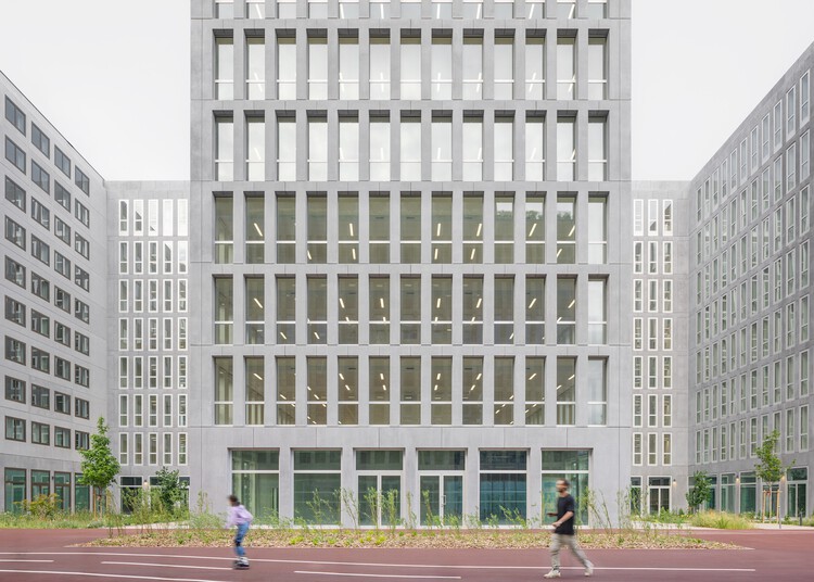 Прыжок здание / Kaan Architecten - внешняя фотография, фасад, бетон