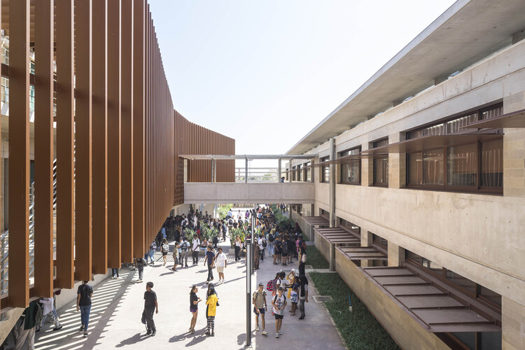 Lycée Kessel Djibouti / Richard + Schoeller - Внешняя фотография