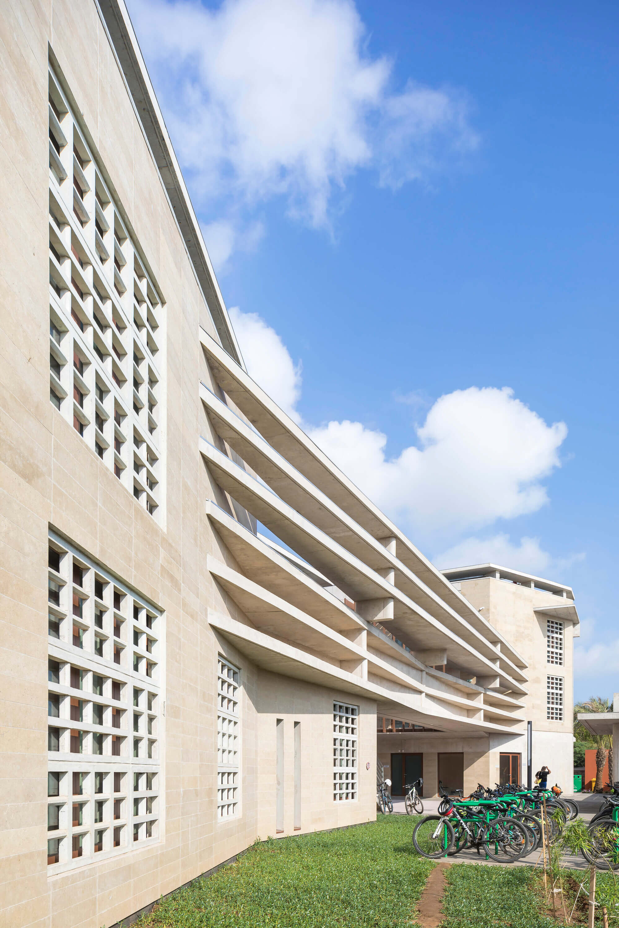 Lycée Kessel Djibouti / Richard + Schoeller