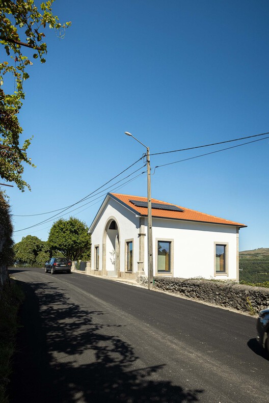 Arch House / Tiago Castro Sousa LDA - внешняя фотография