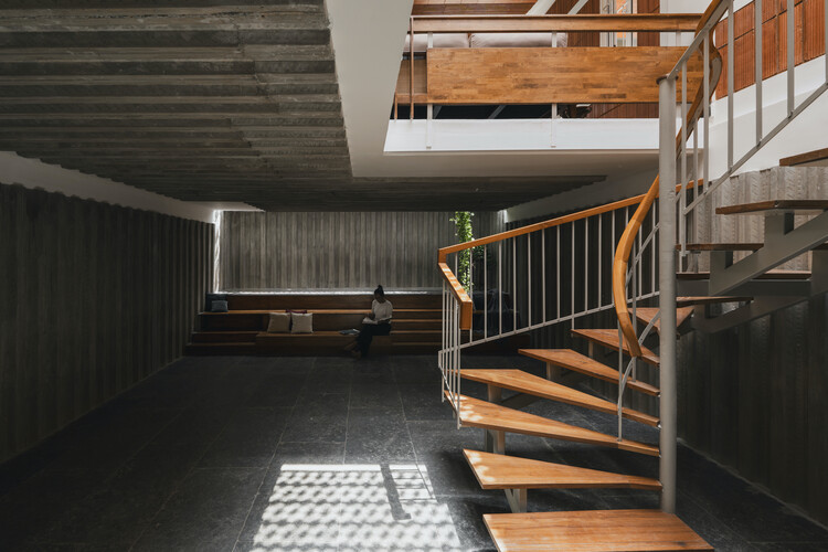 Namana House / Wright Inspirions - изображение 27 из 45