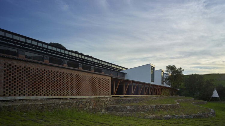Taoli -Zhaoshan Village Center / Thad Sup Atelier - изображение 22 из 51