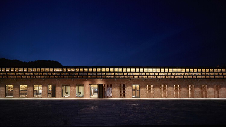 Taoli -Zhaoshan Village Center / Thad Sup Atelier - изображение 12 из 51