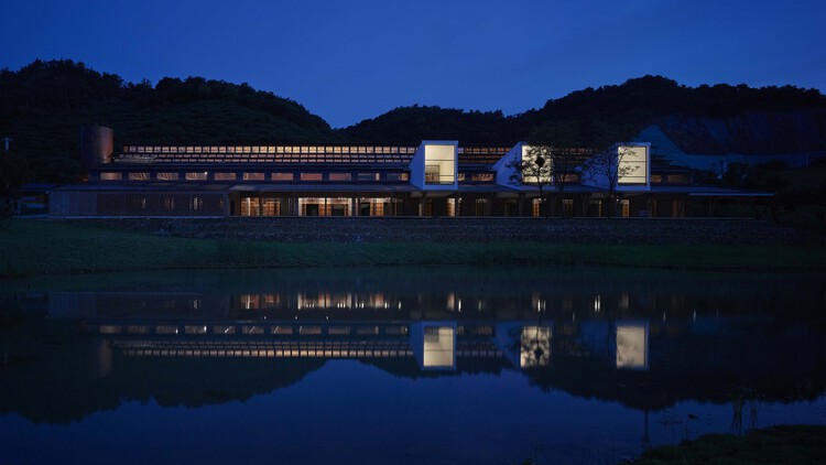 Taoli -Zhaoshan Village Center / Thad Sup Atelier - изображение 33 из 51