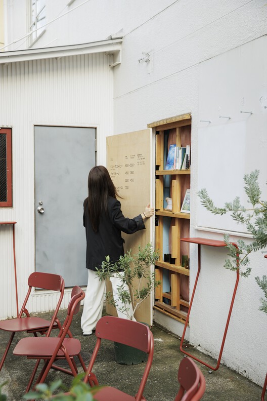Bofumil Sendagaya Café / Jo Nagasaka + Schemata Architects - изображение 4 из 21