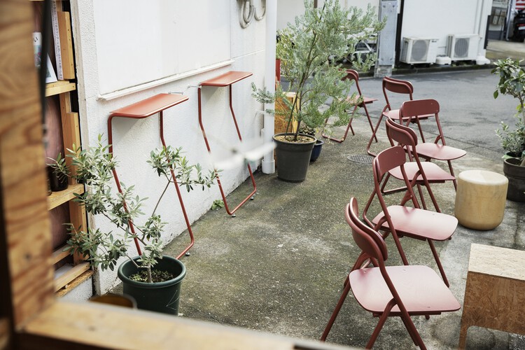 Bofumil Sendagaya Café / Jo Nagasaka + Schemata Architects - Interior Photography, стул