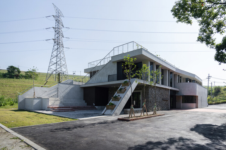Хушанский водохранилище Центр экологического образования / KDS Architects - Image 1 из 37