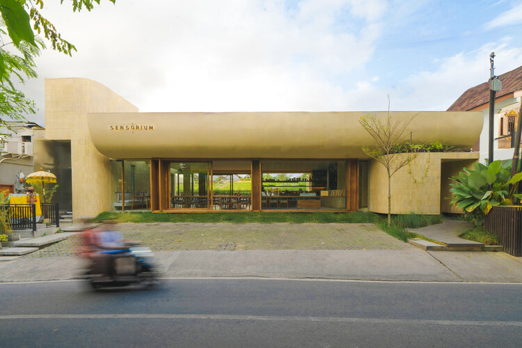 Sensorium Tropical Shelter / Arti Design Studio - внешняя фотография